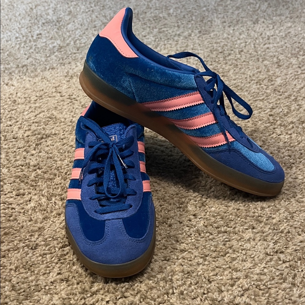Adidas Women's Vibrant Blue and Pink Sneakers